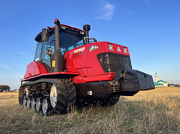 Гусеничный трактор Фермер РБ-2103 8